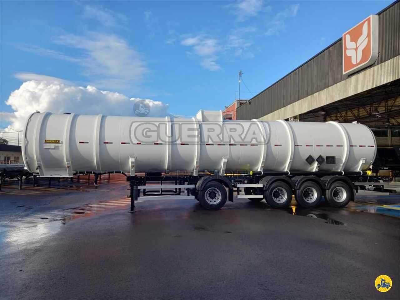 CARRETA SEMI-REBOQUE TANQUE AÇO Caramori - Guerra CUIABA MATO GROSSO MT